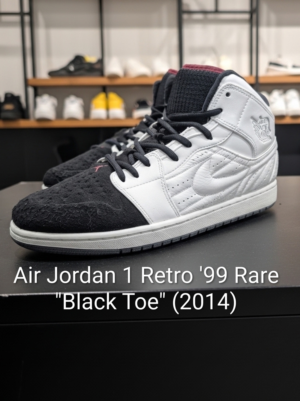 Air Jordan 1 Retro '99 Rare "Black Toe" (2014) M11/W12.5 EUC